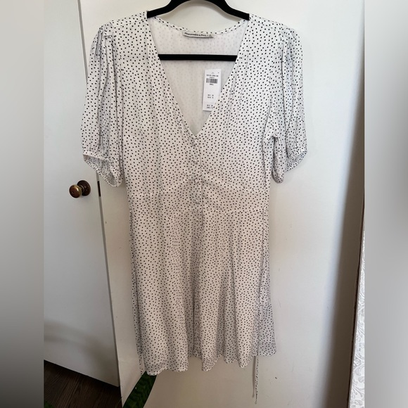 NWT ABERCROMBIE SHORT POLKADOT DRESS - Picture 3 of 11